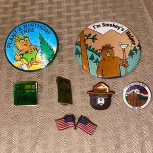 Vintage Pins/Buttons Bundle